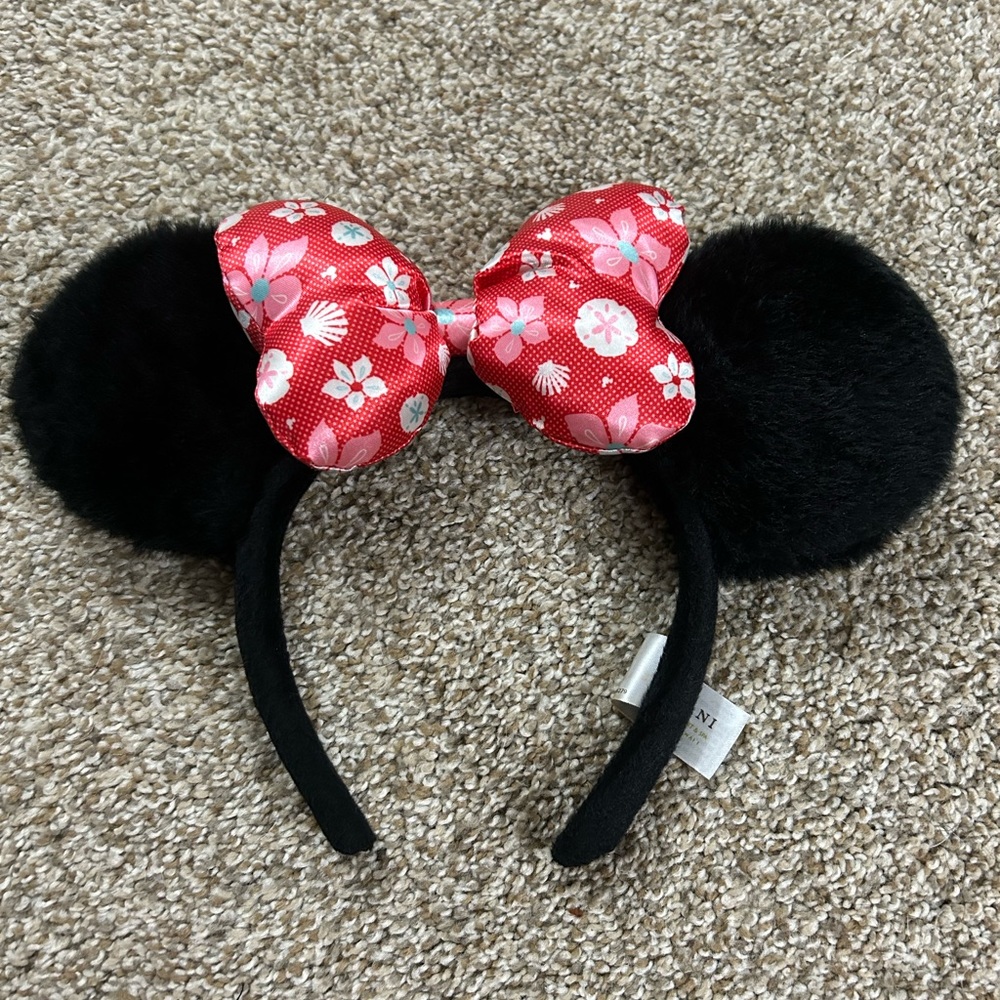 Disney Aulani Mickey Ears.